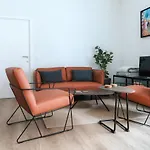 Apartment The City