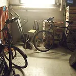 Guestrooms Bij Het Station Van Drongen