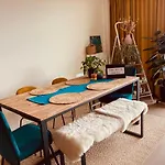 Cozy Two Bedroom Apartment Near City Centre Gent