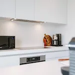 Huswell - Spacious Apartment In Ghent With Big Terrace