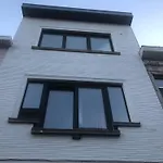 Holiday Small Shared Room In Gent