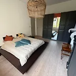 Dock Suites