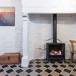Romantic 16Th Century Workers House
