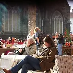 Xlsr, Lightfull Garden Apartment In The City Center Of Ghent
