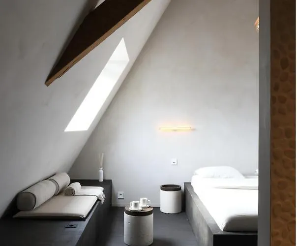 B&B Dezwartefles