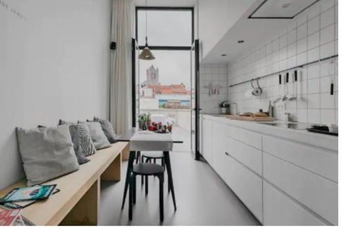 Appartement Maison12 - Design With Terrace And View Over Towers