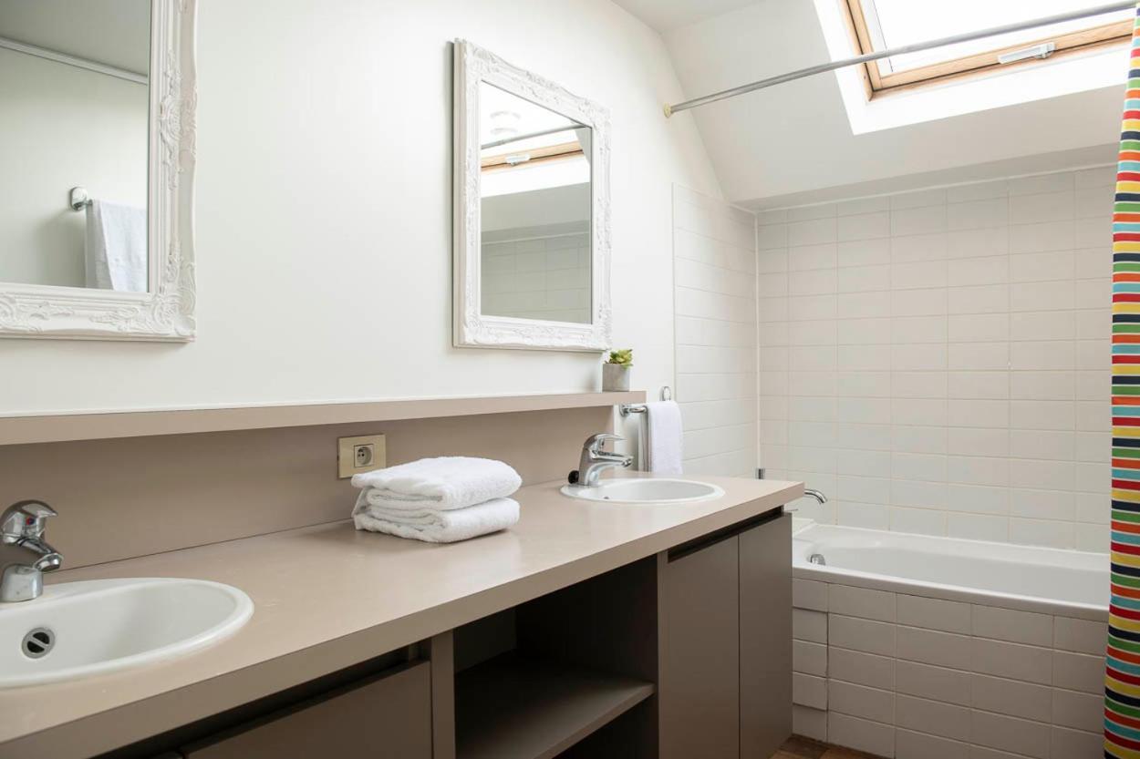 Beautiful Center In Near Medieval Castle Appartement