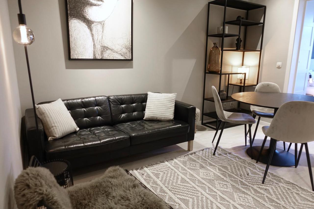 Appartement 3 Luxury Design With Airconditioning, Close To St-pieters Station