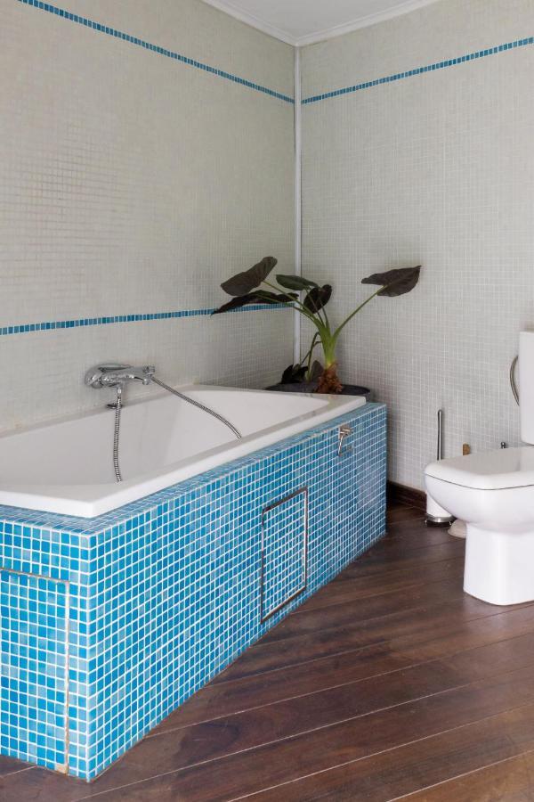 Vakantiehuis Architectural House Near Center - 20min Walk