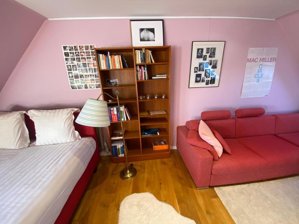 Bed & Breakfast Artist's Loft & Garden 3*