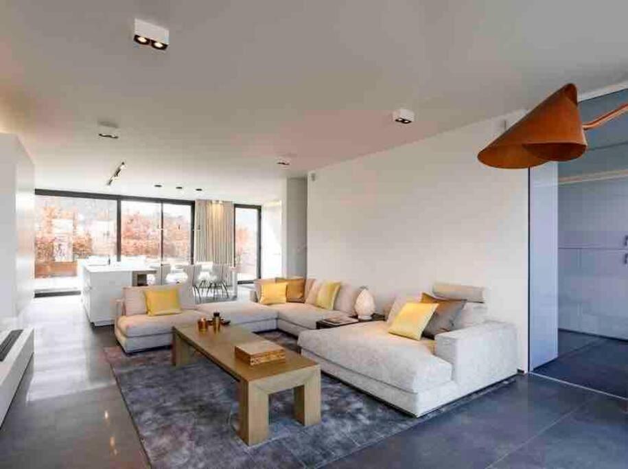 Exclusive Penthouse/workspace With Stunning Views * Ghent