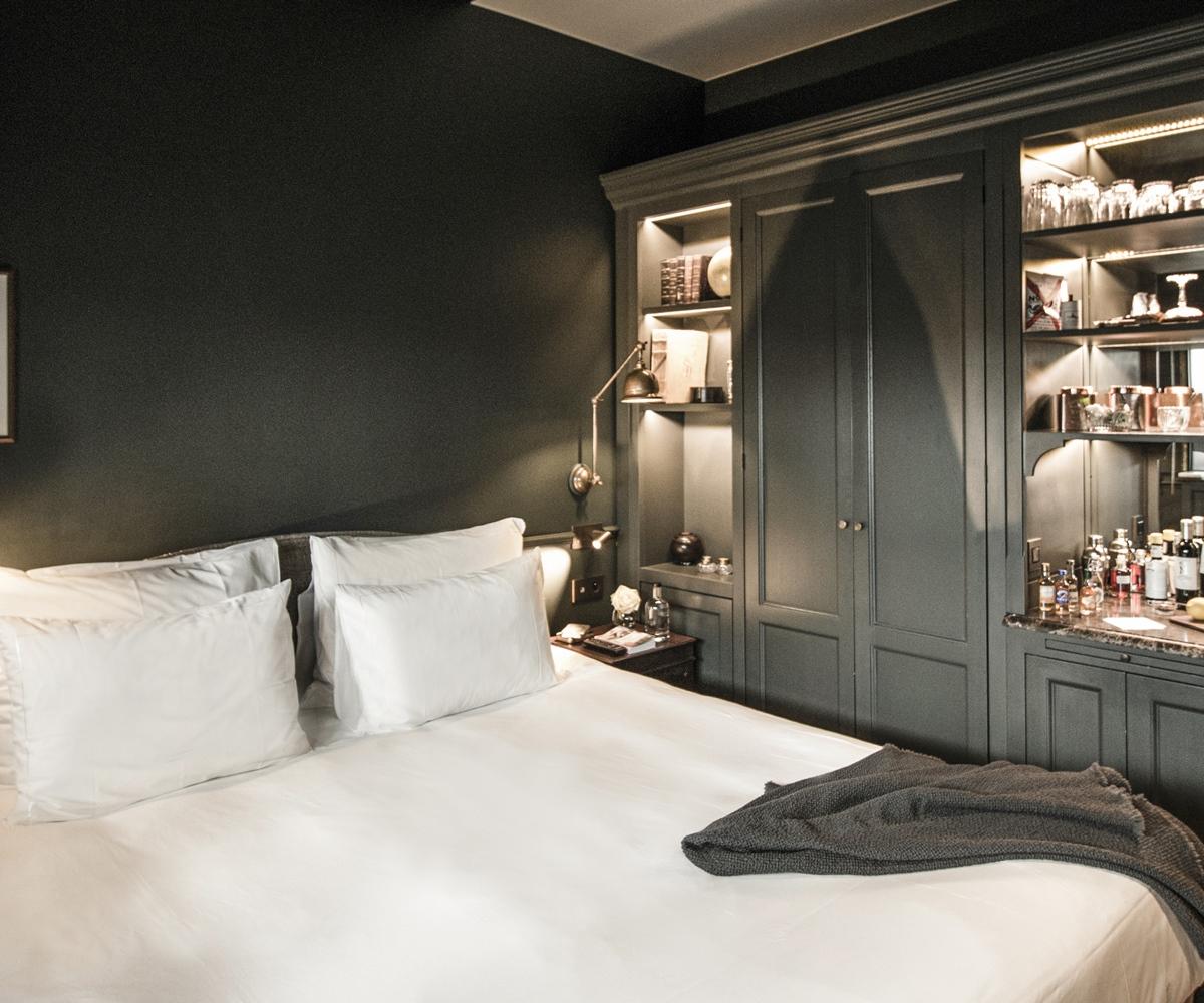 1898 The Post Hotel Gent