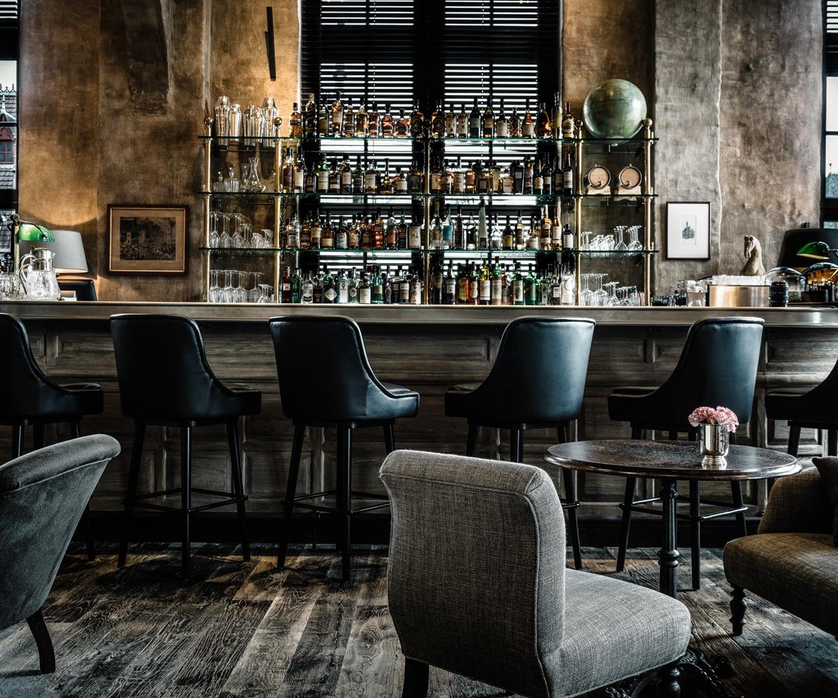 1898 The Post Hotel Gent