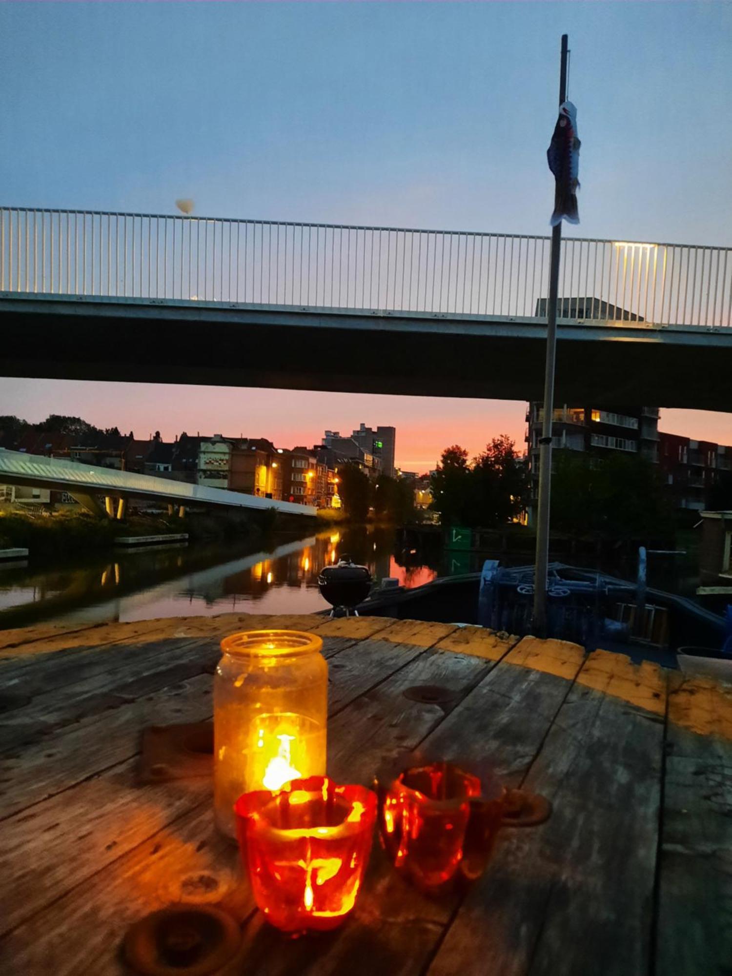 Boat & Breakfast Bellevue * Ghent