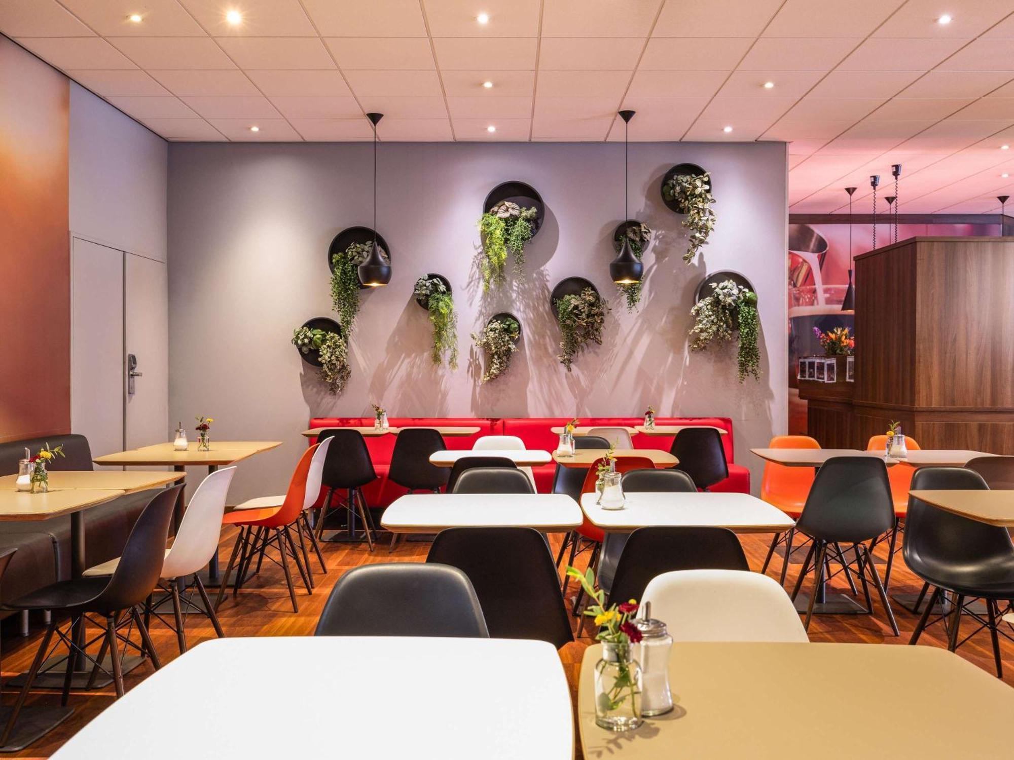 Ibis Centrum Opera 3* Ghent