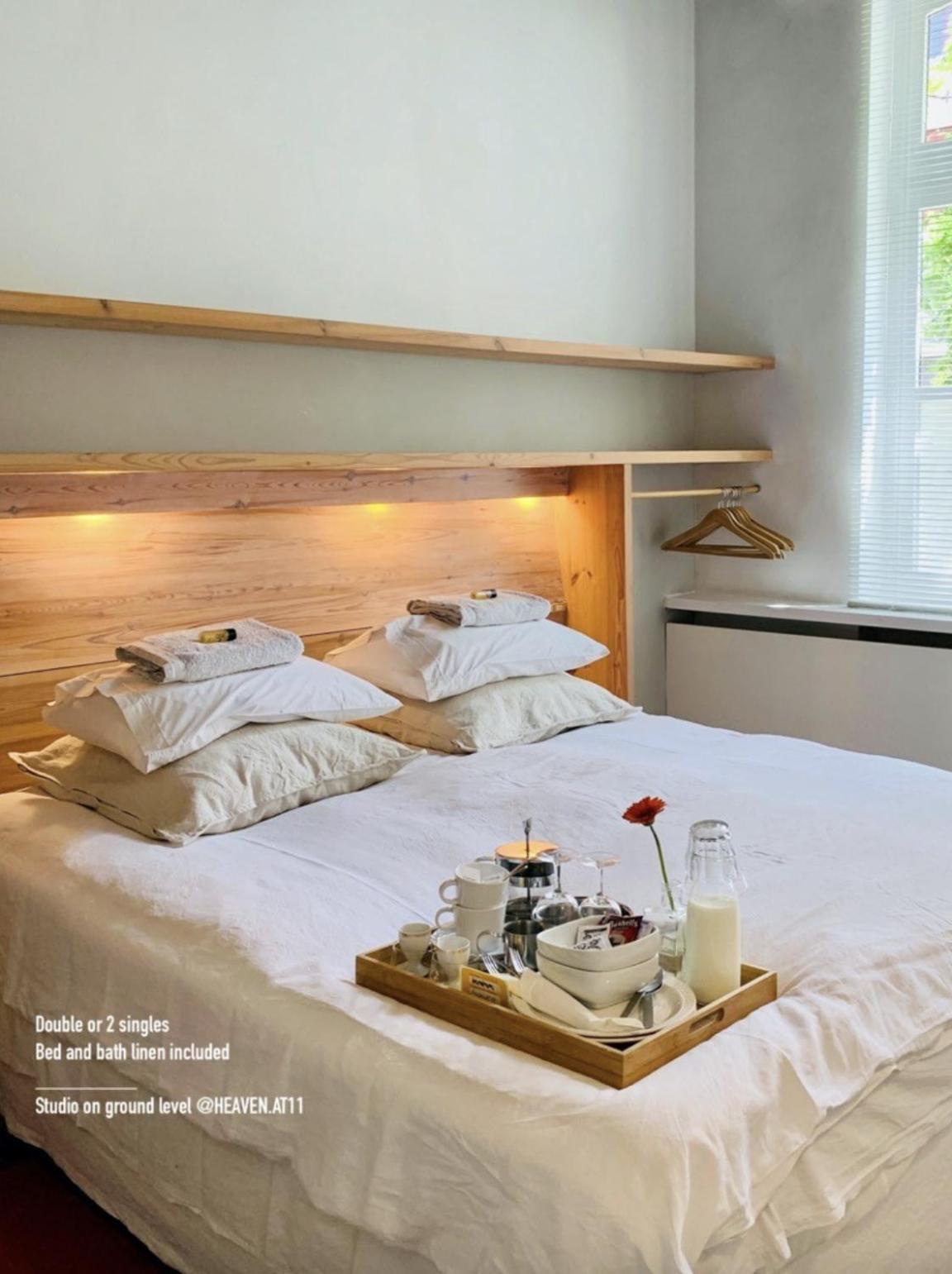 Bed & Breakfast Heaven At 11, Your Deluxe With Personal Bathroom, Kitchenette & Terrace Ghent