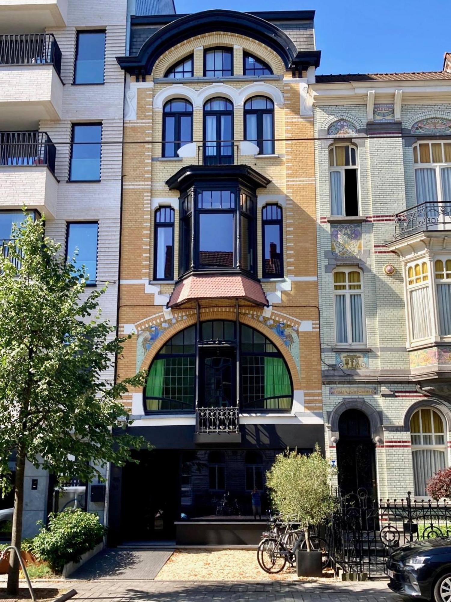 Casa Clementina - 3 Bedroom In A Art-nouveau House