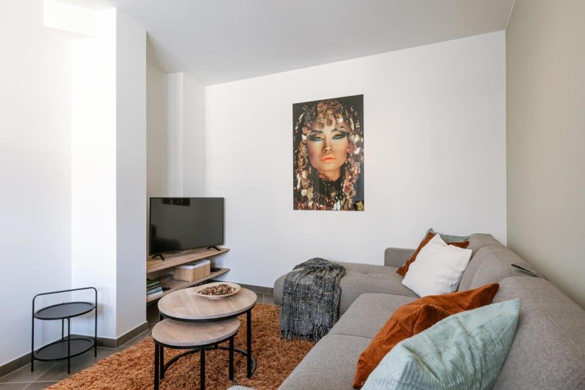 Apartment Pleasant Near The Center Of