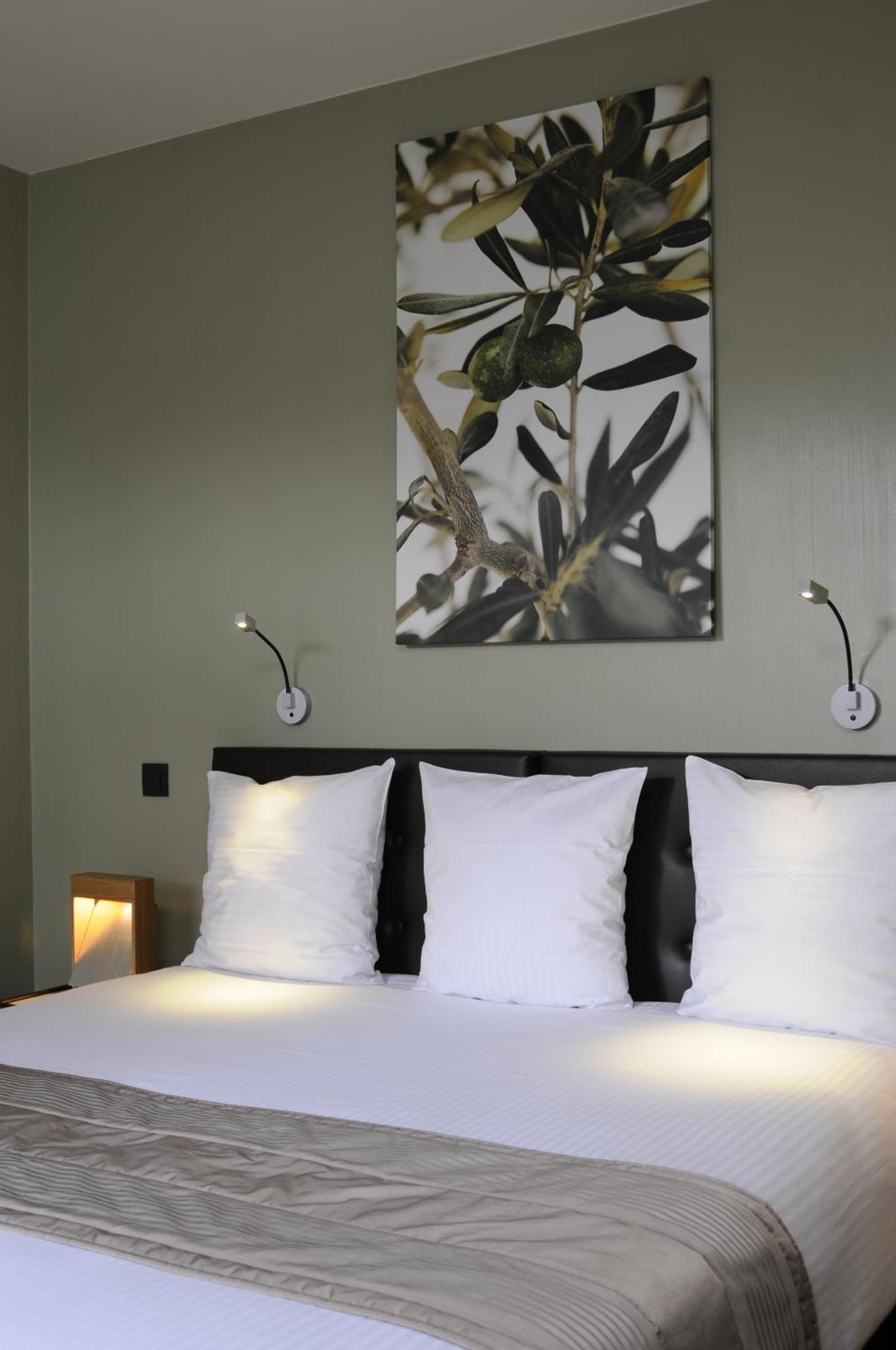 Astoria Hotel 3*