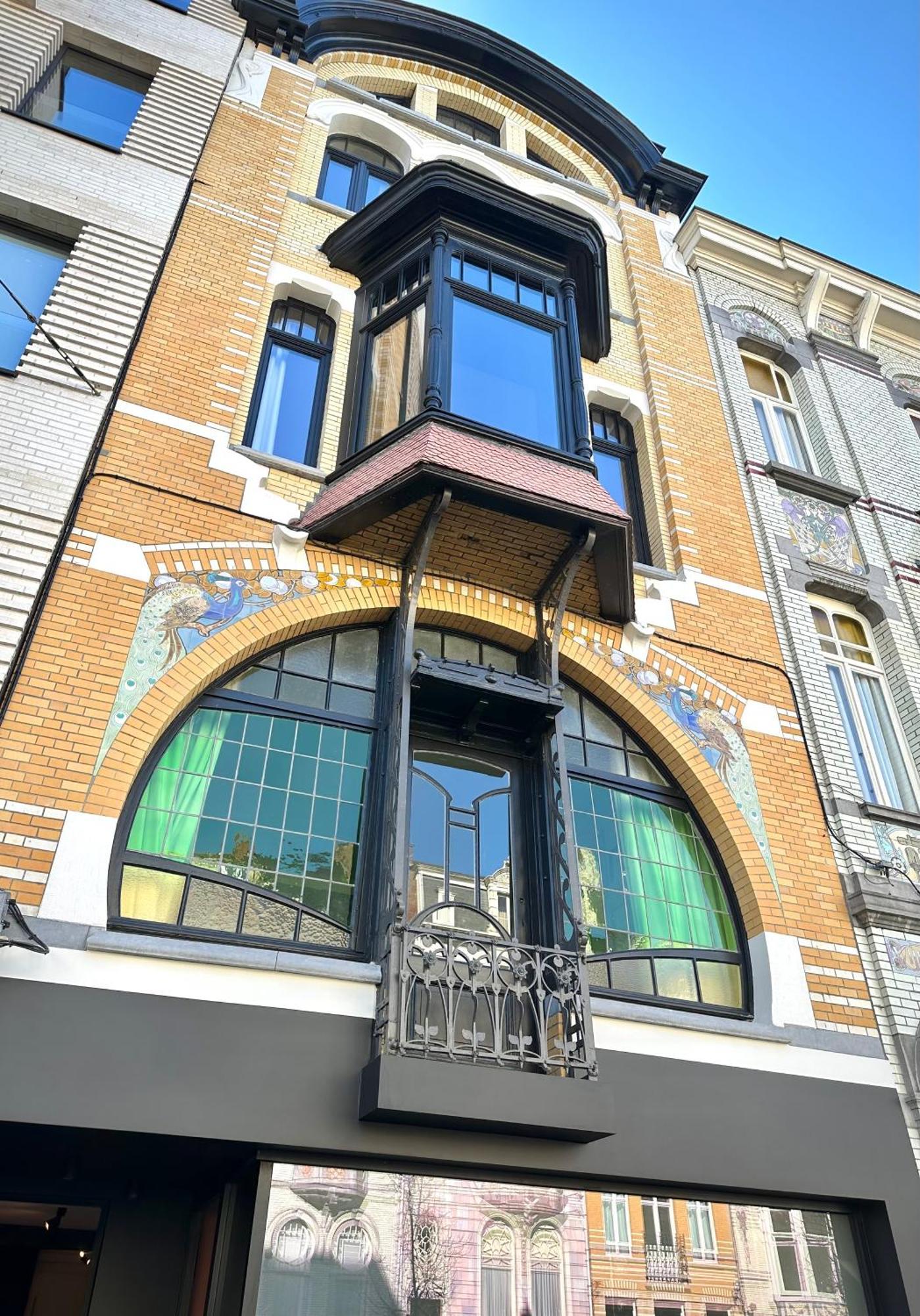 3 Luxury Design With Airconditioning, Close To St-pieters Station *