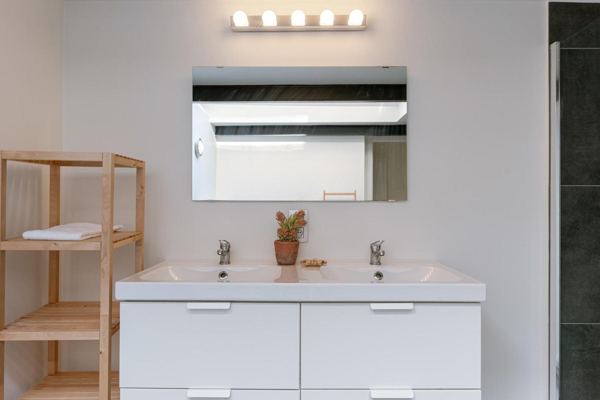 Apartment Huswell - Spacious In The Historic Center Of