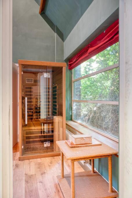 Cozy Retreat With Sauna Near Gent-st-pieters * Gent