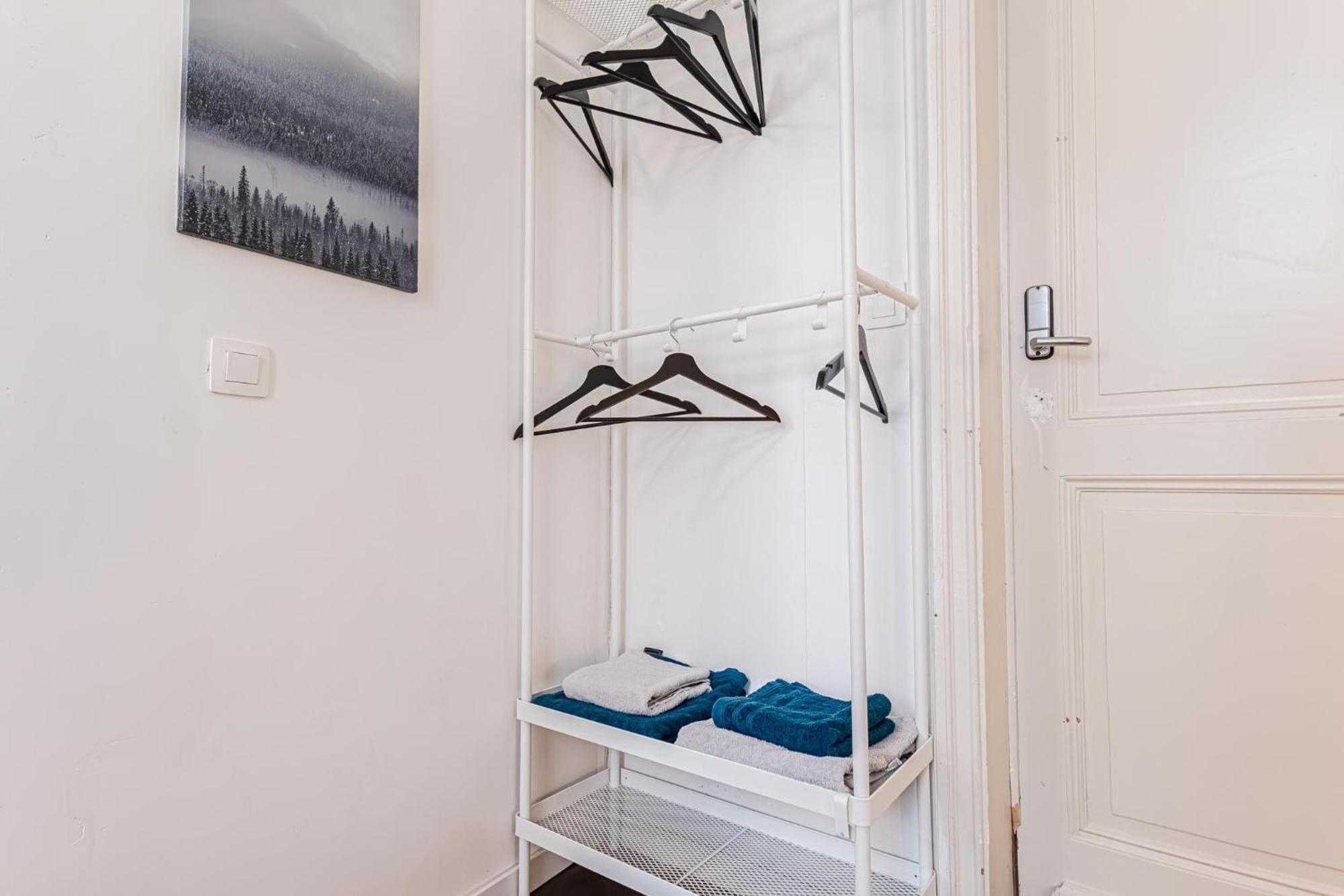 Lovely & Comfortable At Heart Of *