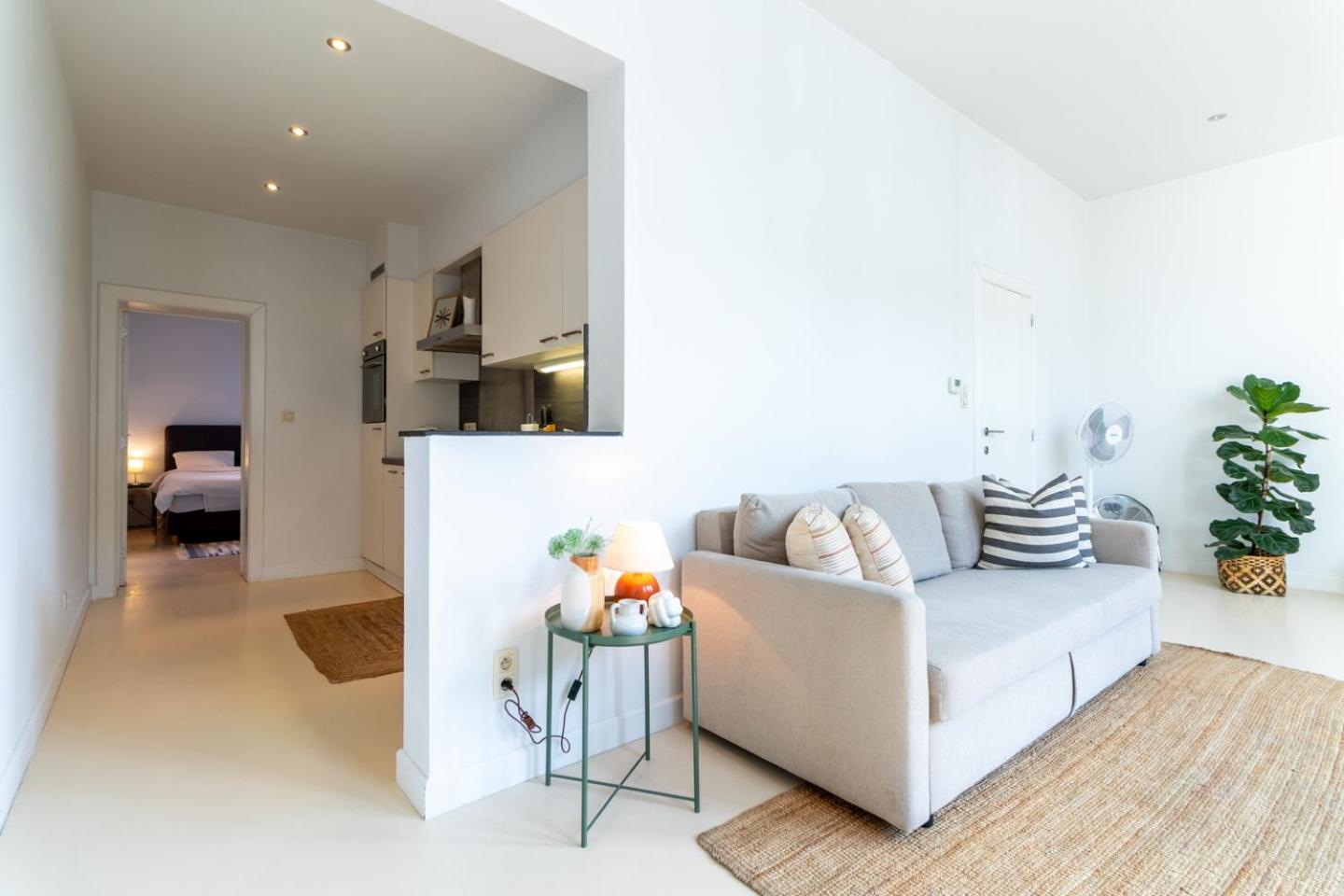 Bright, Spacious & Perfectly Located In The Heart Of *