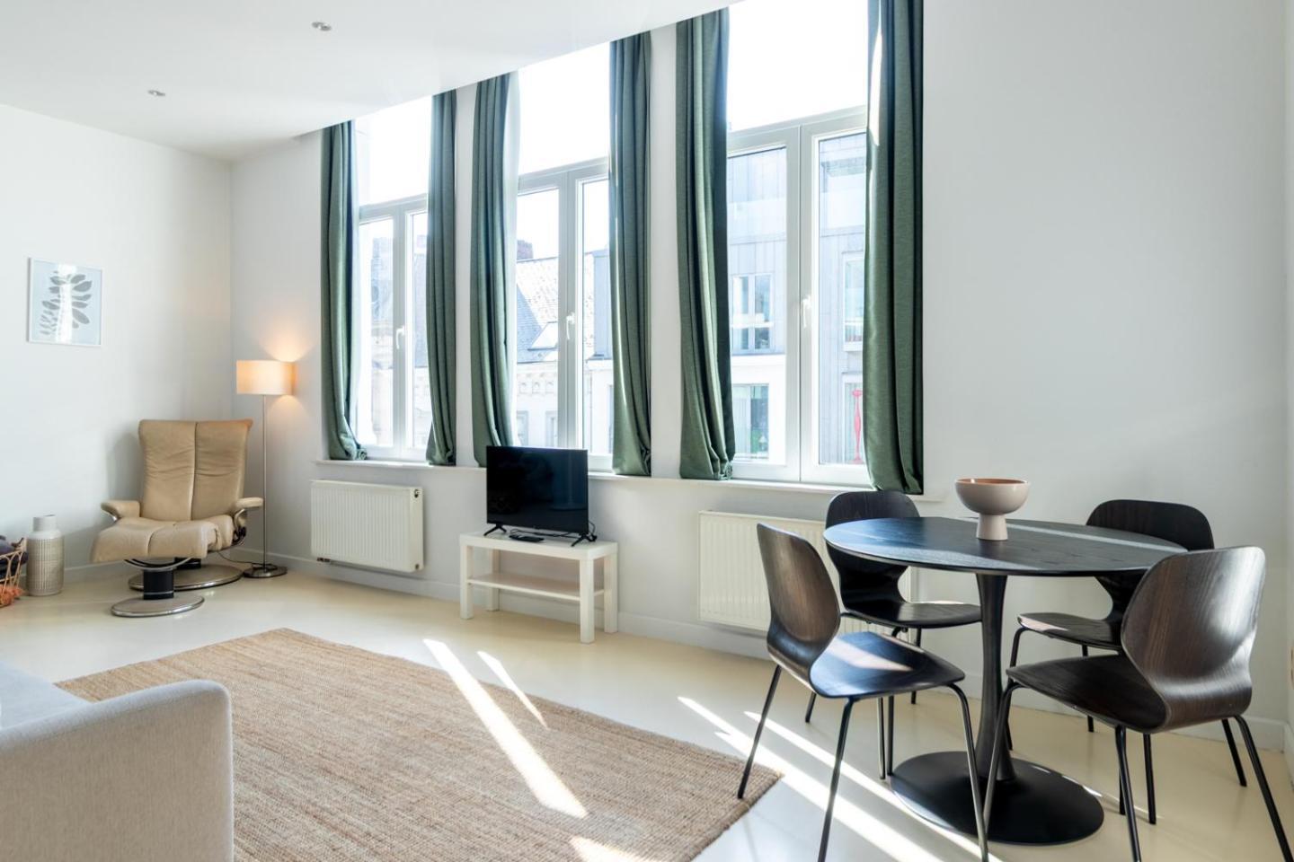 Bright, Spacious & Perfectly Located In The Heart Of