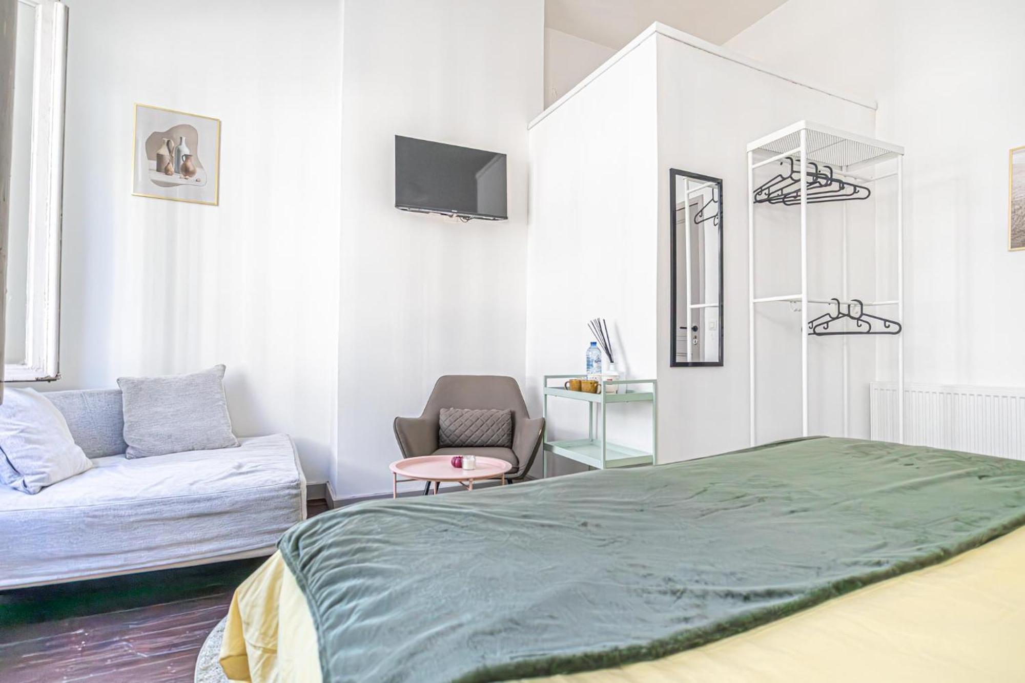3 Lovely Comfortable At Heart Of Apartment Ghent