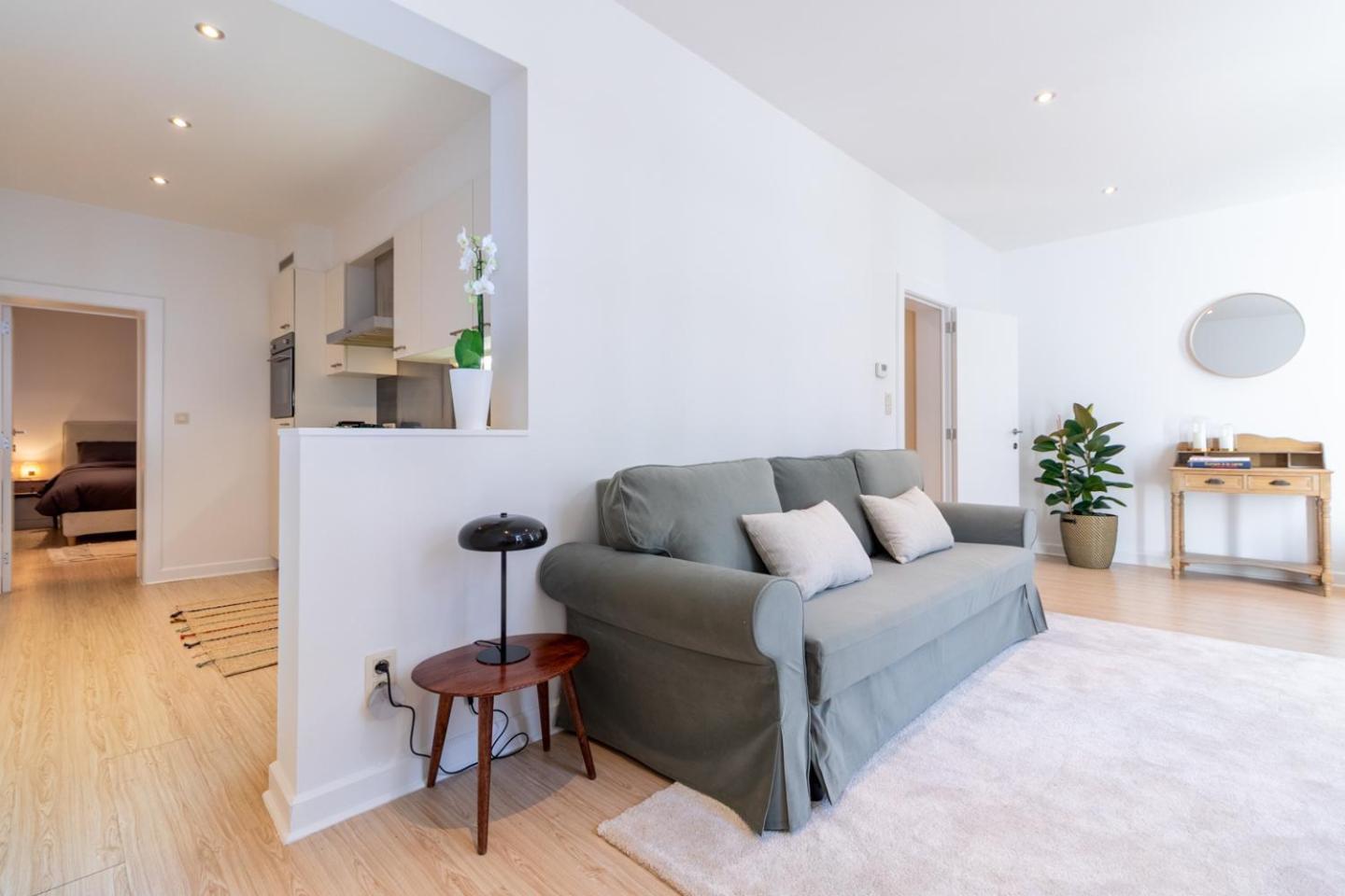 Bright, Spacious & Perfectly Located In The Heart Of