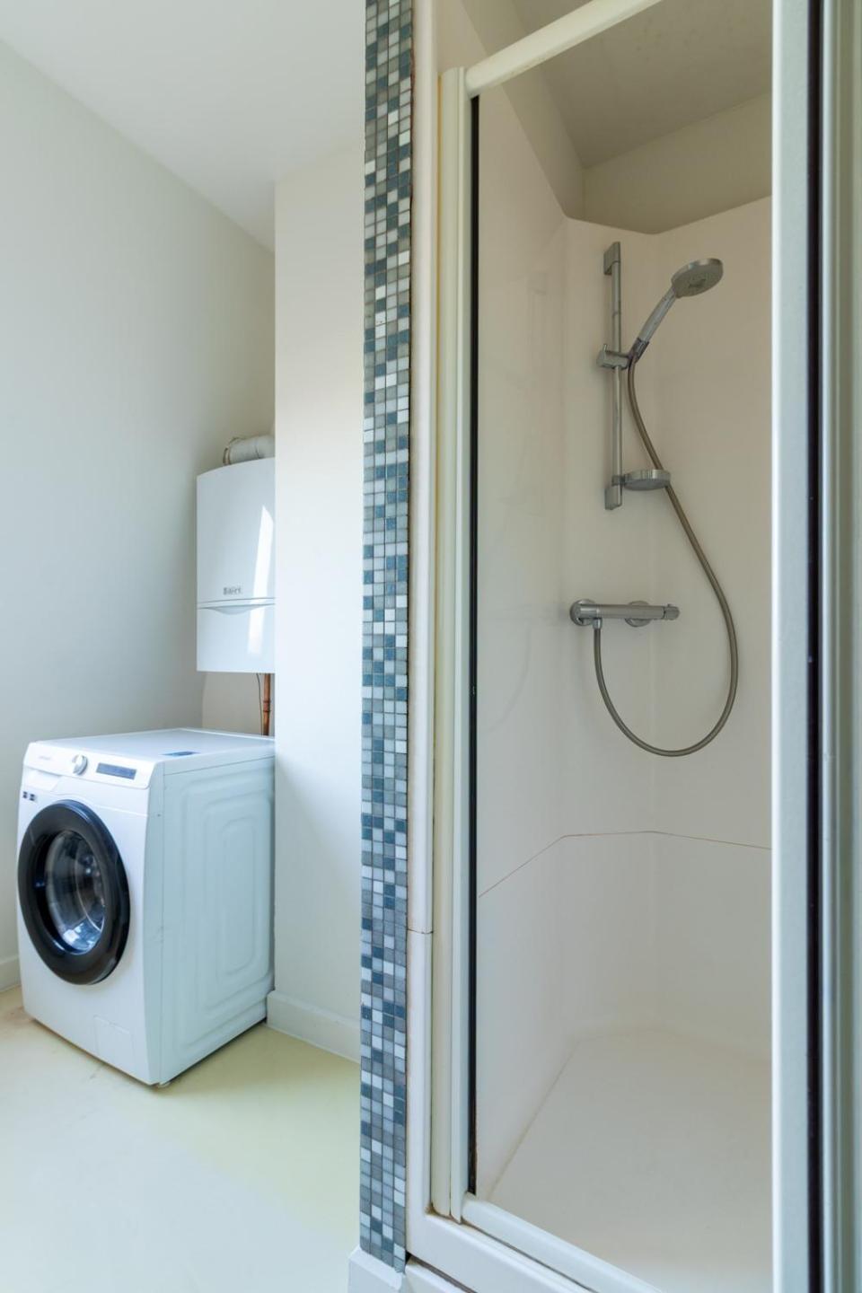 Apartamento Bright, Spacious & Perfectly Located In The Heart Of