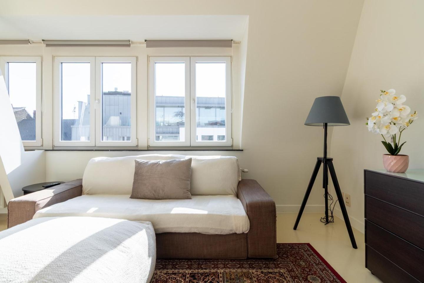 Apartamento Bright, Spacious & Perfectly Located In The Heart Of Gante