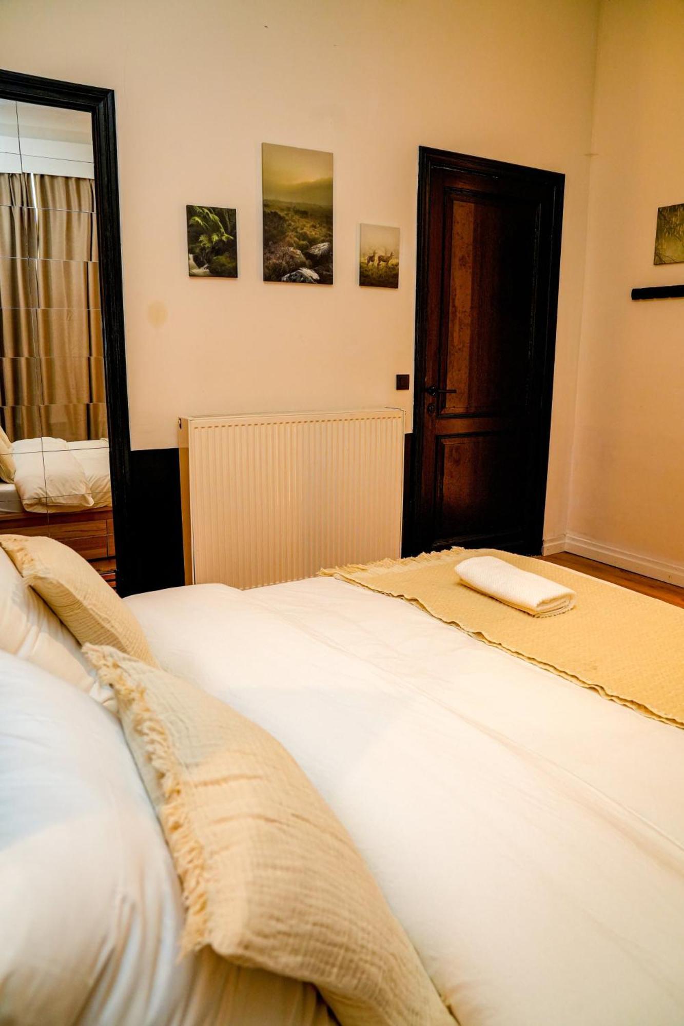 Lovely With View At Vibrant Ghent, Breezy Balcony * Ghent