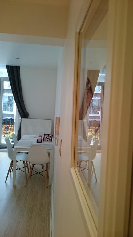 Apartment 3c-apartments