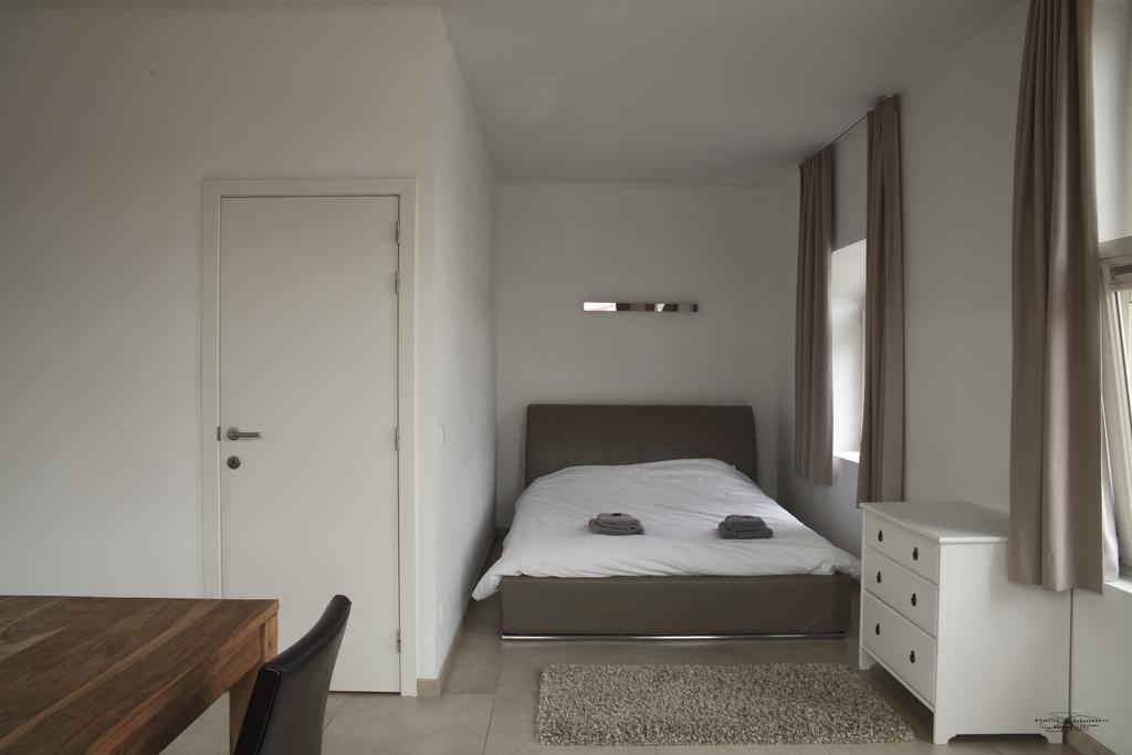 Apartment Place 2 *