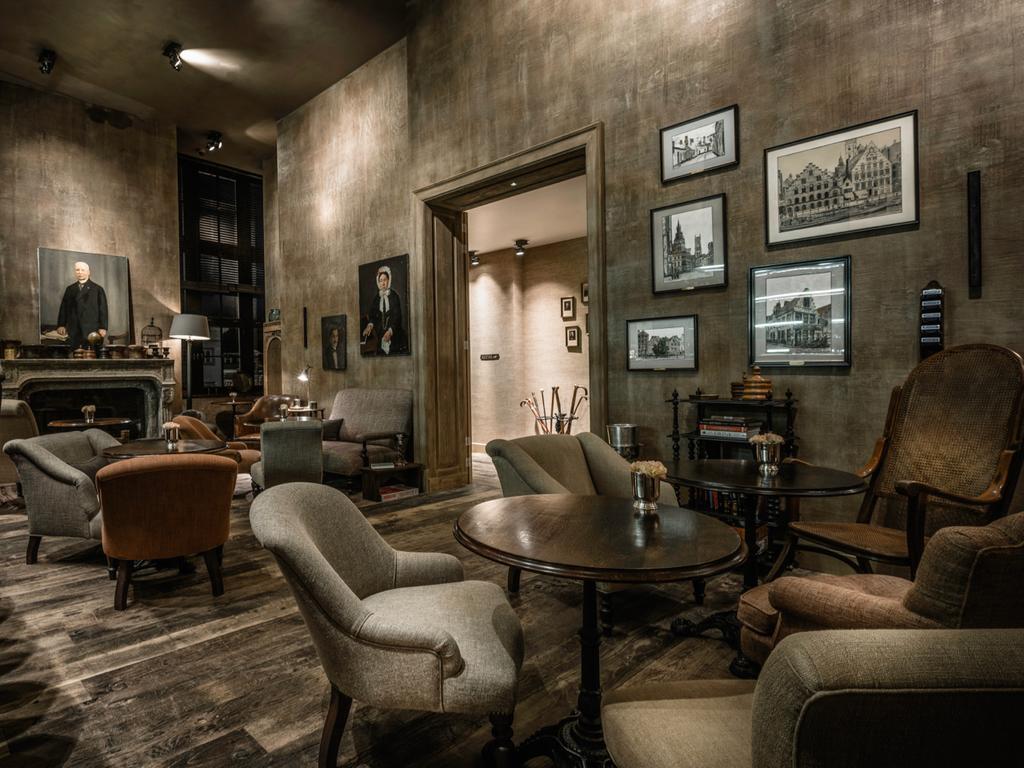 1898 The Post Hotel Gent
