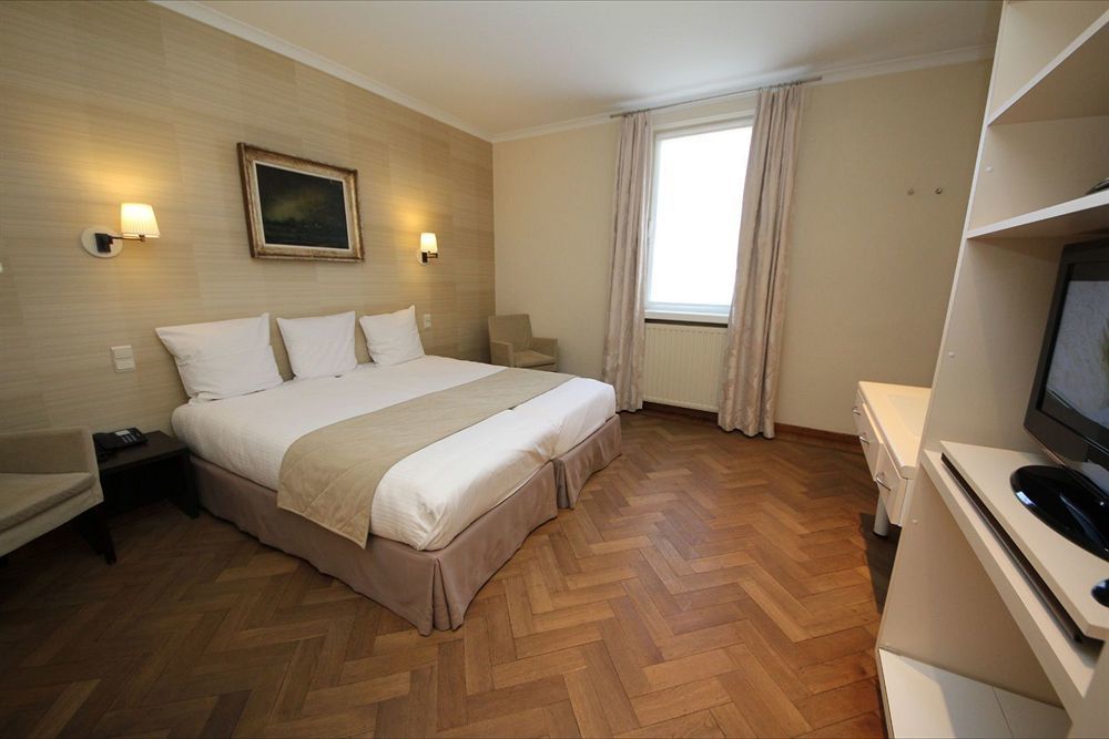 Astoria Hotel 3*