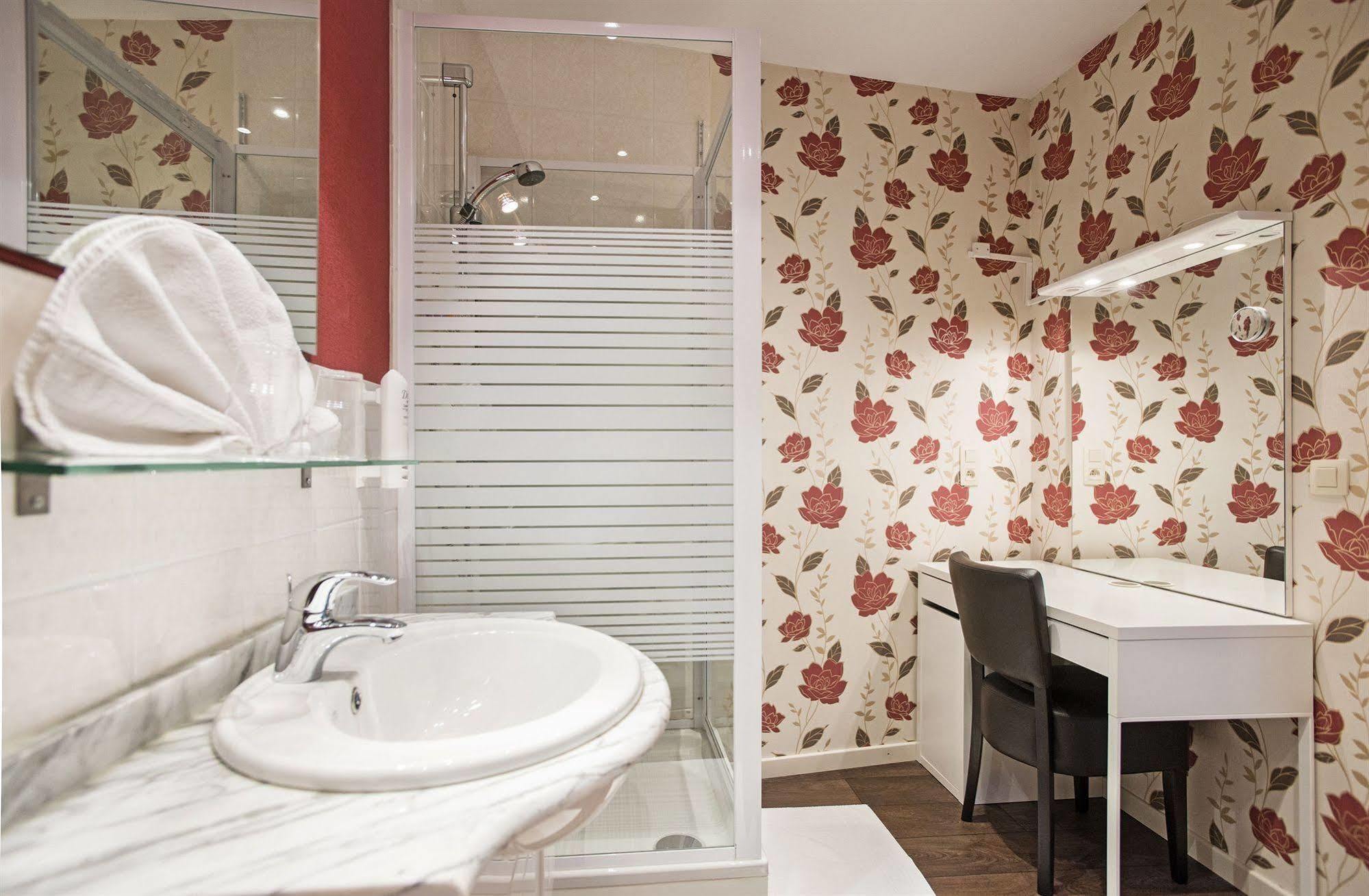 Hotel Cathedral Centrum 3*