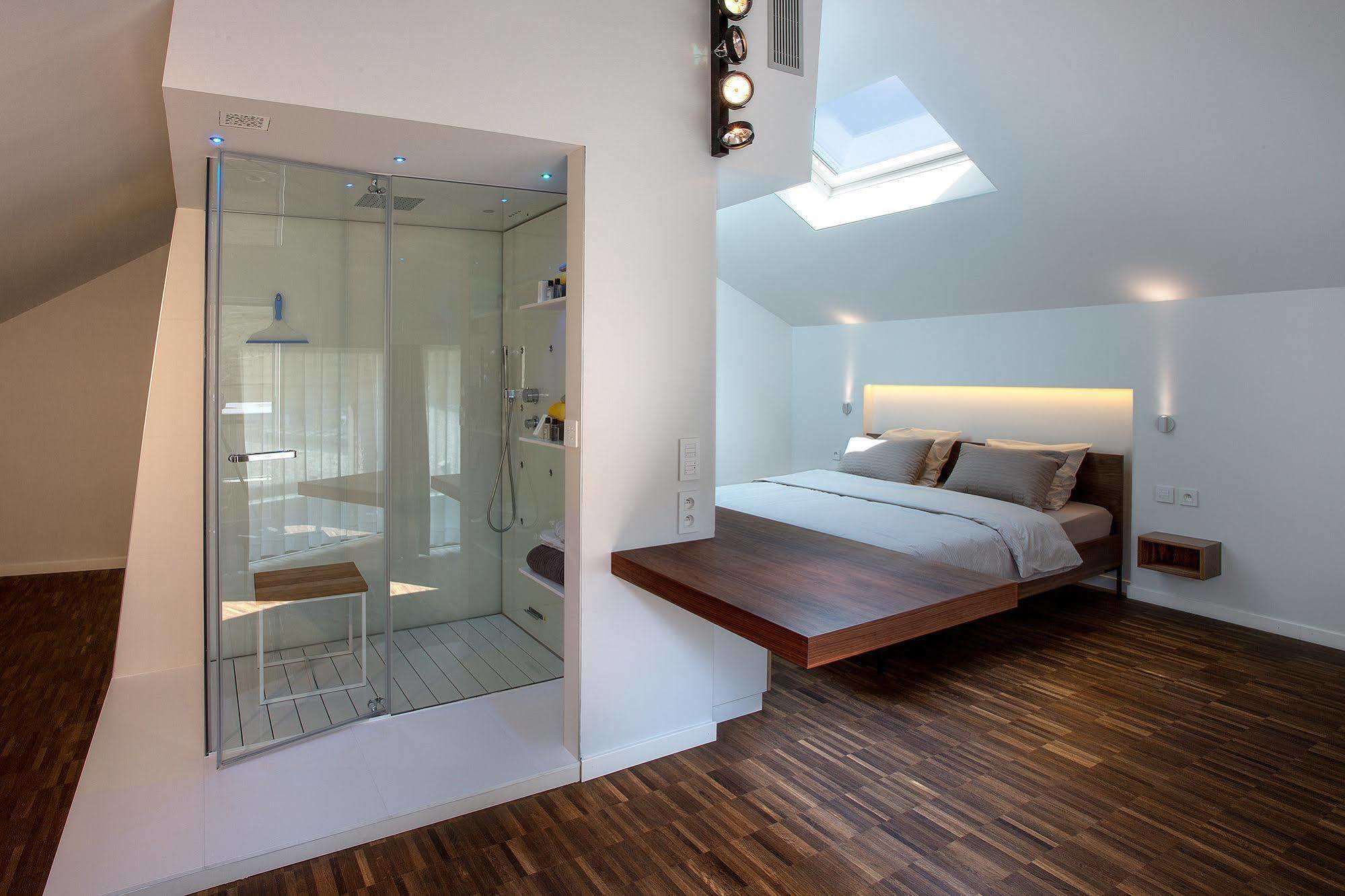 Snooz Bed & Breakfast