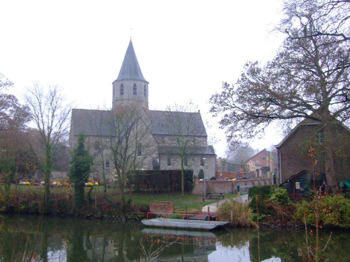 Guestrooms Bij Het Station Drongen Homestay *