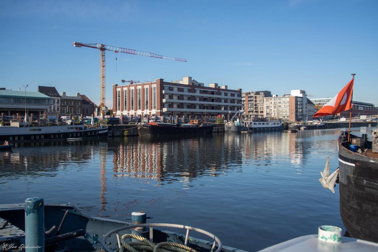 M/s Carpe-diem Cargo Hold * Gent
