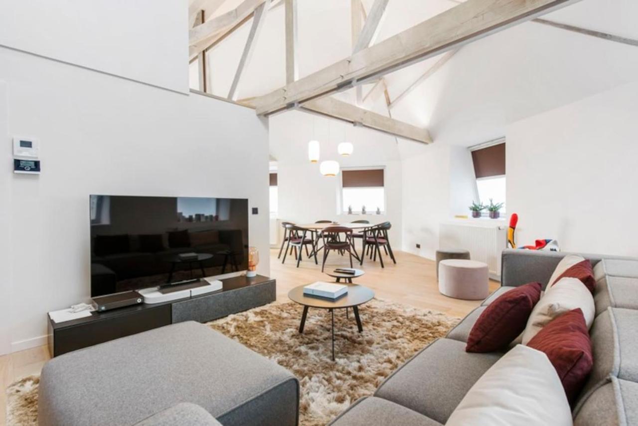 Design Loft Near The Of