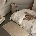 White Room