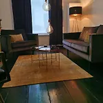 Chantilly Townhouse