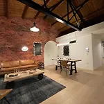 New, Trendy, Well Serviced App 1 Bedroom, Hart Of Ghent, Stunning View