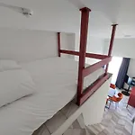 13 O\'clock Hostel Ghent