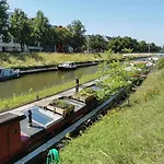 Houseboat Orfeo