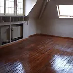 Eenvoudige Ruime Kamer Toplocatie