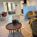 Holiday Home La Petite Maison